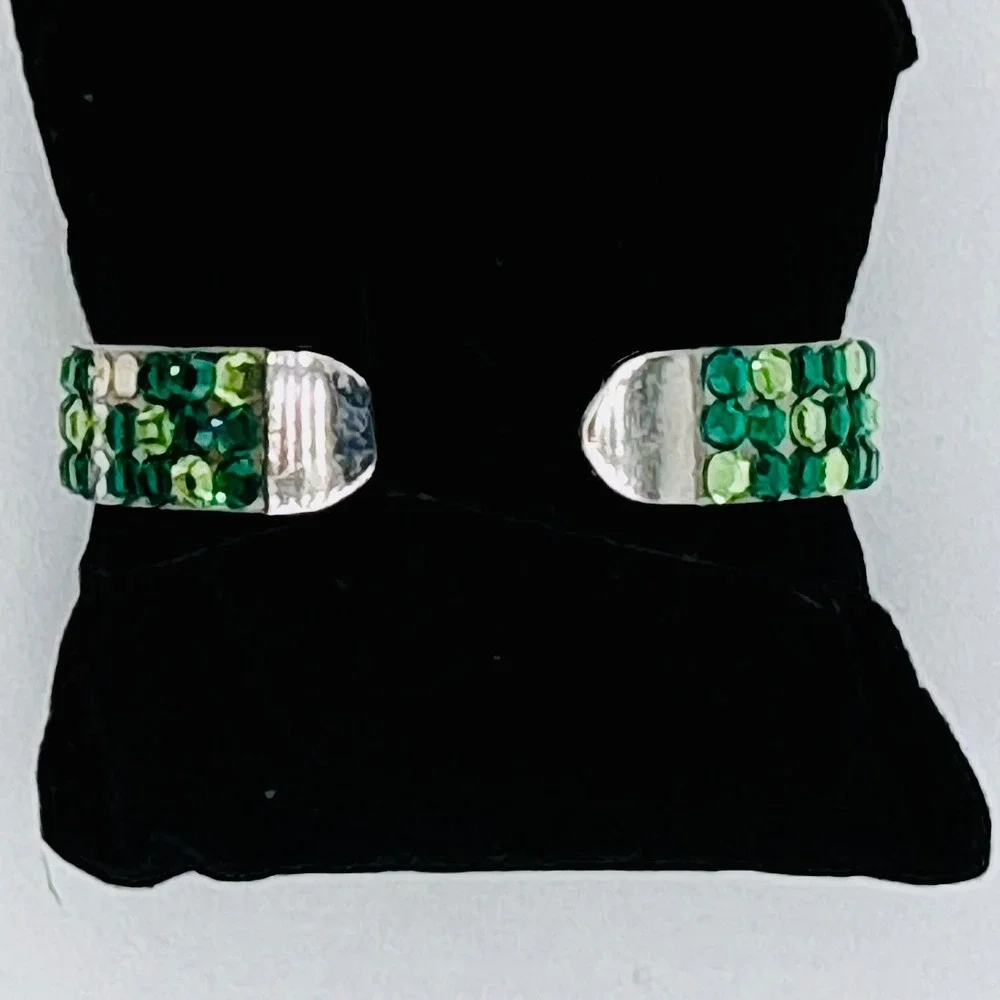 STONE Quartz Watch Green Rhinestone Bangle Silver Tone‎ Fits 5-8